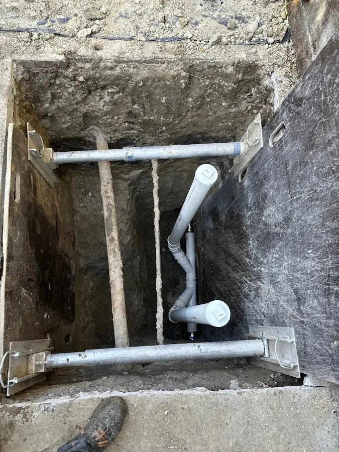 Experienced plumber completing Gas Line Repair work in Lexington